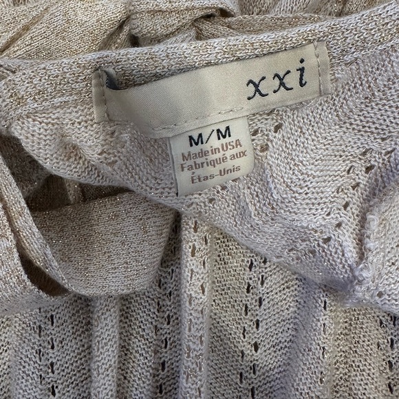 Forever 21 Metallic Knit Open Back Tie Short Sleeve Top Women’s Size Medium - Picture 7 of 7